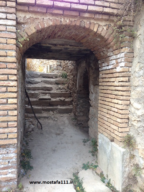 ساختمان های جانبی کاخ ناصرالدین شاهی شهرستانک